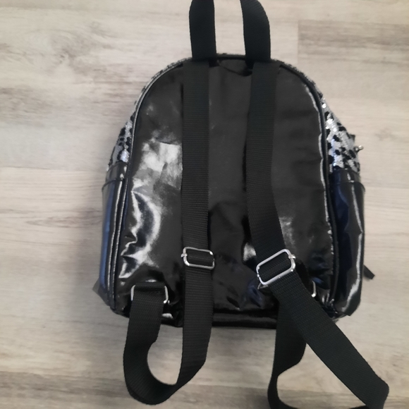 Leopard Kitty Mini Backpack - Picture 4 of 13